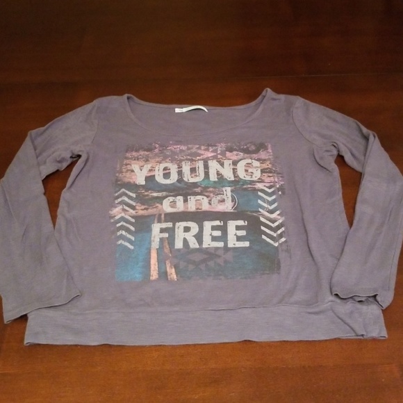 Maurices Sweaters - Maurices "Young and Free" sweater